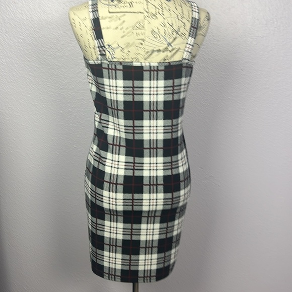 Plaid Dress - Picture 4 of 5